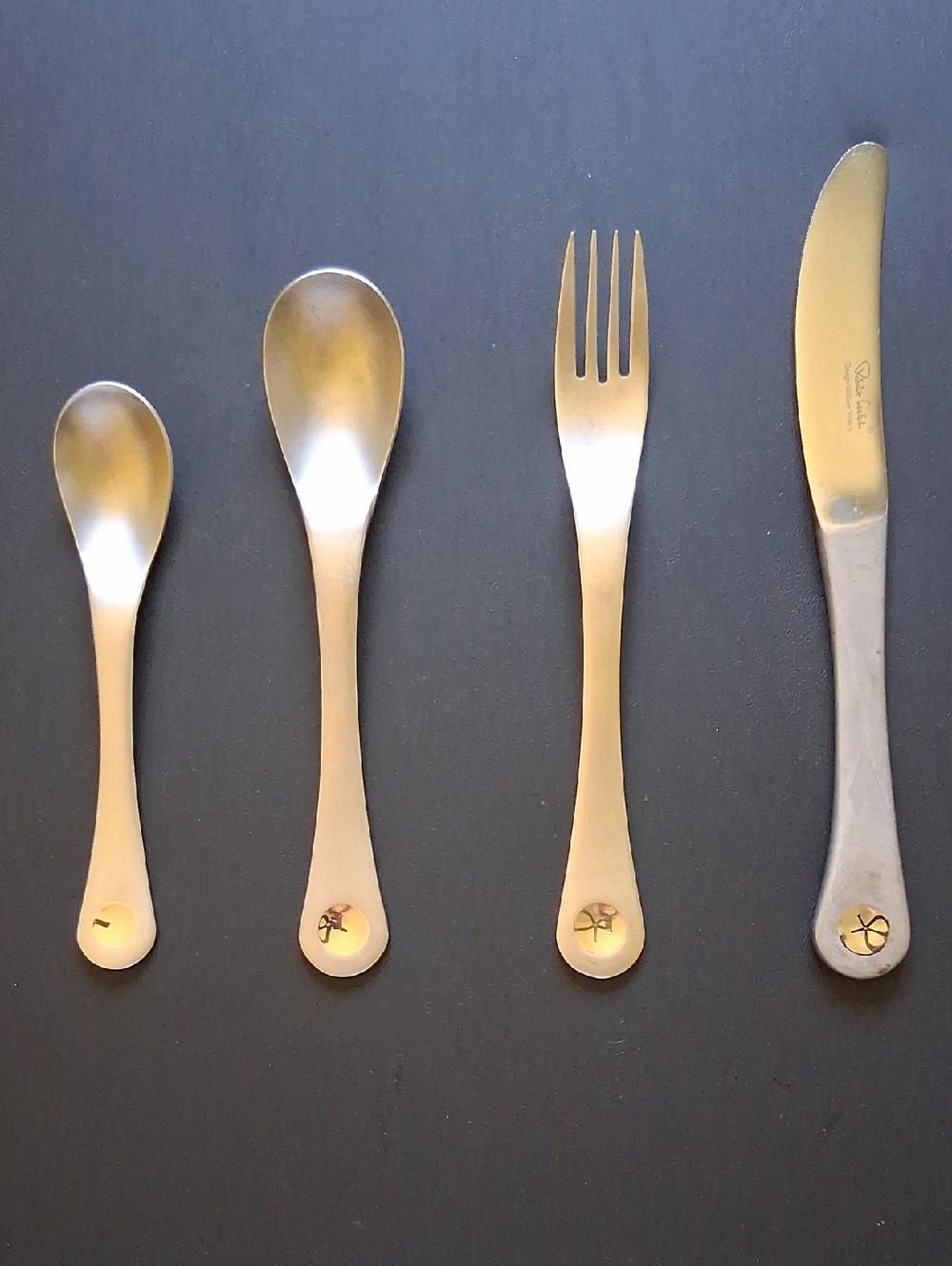 Robert Welch - 18/10 stainless steel Satin Finish Flatware- Pendulum Pattern